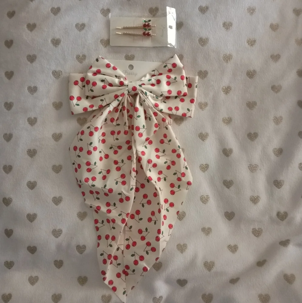 ✂️3/$15 *NWT* Pretty Cherry Print Hair Bow and Clip Set